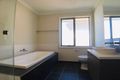 Property photo of 21 Loxley Circuit Westmeadows VIC 3049