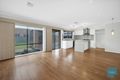 Property photo of 8 City Vista Court Fraser Rise VIC 3336