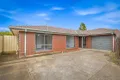 Property photo of 2/75 Silvereye Crescent Werribee VIC 3030
