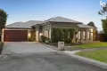 Property photo of 11 Glover Close Pakenham VIC 3810
