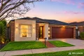 Property photo of 32 Wakefields Drive Brookfield VIC 3338