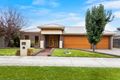 Property photo of 16 Landy Circuit Pakenham VIC 3810