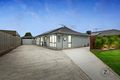 Property photo of 10 Redman Close Narre Warren VIC 3805