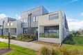 Property photo of 1 Push-Pea Way Cranbourne West VIC 3977