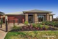 Property photo of 19 Peppermint Grove Taylors Hill VIC 3037