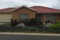 Property photo of 2/10 Macadamia Grove Werribee VIC 3030
