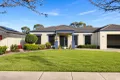 Property photo of 10 Queen Street Rochester VIC 3561