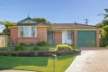 Property photo of 18 Angophora Close Mount Hutton NSW 2290