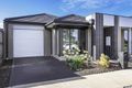 Property photo of 27 Galibier Parade Fraser Rise VIC 3336