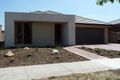 Property photo of 28 Balyang Way Craigieburn VIC 3064