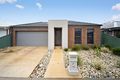 Property photo of 16 Cinnamon Drive Lake Gardens VIC 3355