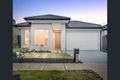 Property photo of 8 Featherwood Crescent Craigieburn VIC 3064