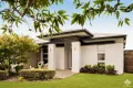 Property photo of 40 Rowe Crescent Thornlands QLD 4164