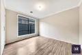 Property photo of 38 Winona Circuit Tarneit VIC 3029