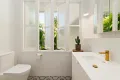 Property photo of 2 Sussex Street Hyde Park QLD 4812