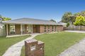 Property photo of 34 William Perry Close Endeavour Hills VIC 3802