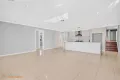 Property photo of 32 Mawson Drive Mawson ACT 2607