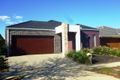 Property photo of 5 Stradbroke Gardens Caroline Springs VIC 3023