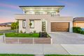 Property photo of 18 Ravenhurst Circuit Cranbourne North VIC 3977