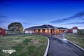 Property photo of 30 Canowindra Close Mickleham VIC 3064