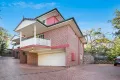 Property photo of 1/64 Armadale Street St Lucia QLD 4067