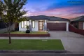 Property photo of 26 Aldergrove Parade Mickleham VIC 3064
