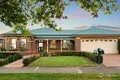 Property photo of 2 Apollo Court Hillside VIC 3037