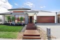 Property photo of 33 Otago Loop Caroline Springs VIC 3023