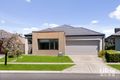 Property photo of 18 Kingsbridge Boulevard Williams Landing VIC 3027