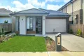 Property photo of 33 Woolly Parade Clyde North VIC 3978