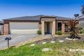 Property photo of 5 Devlin Place Cranbourne North VIC 3977