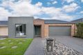 Property photo of 8 Dampier Close Craigieburn VIC 3064