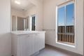 Property photo of 21 Accolade Drive Craigieburn VIC 3064