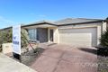 Property photo of 8 Lilyturf Drive Tarneit VIC 3029