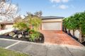 Property photo of 17 Flinders Chase Pakenham VIC 3810
