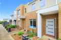 Property photo of 9/1 Hyde Park Avenue Craigieburn VIC 3064