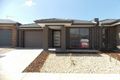 Property photo of 1/10 Jardine Drive Fraser Rise VIC 3336