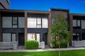 Property photo of 2 Olsen Walk Mill Park VIC 3082