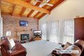 Property photo of 8 Cahill Close Mill Park VIC 3082