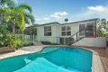 Property photo of 18 Akoonah Street Hope Island QLD 4212
