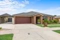 Property photo of 77 Dyson Drive Alfredton VIC 3350