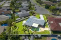 Property photo of 17 Berwick Court Arundel QLD 4214