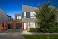 Property photo of 33 Oakden Crescent St Albans VIC 3021