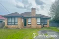 Property photo of 16 Davey Court Springvale VIC 3171