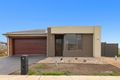 Property photo of 40 Apricot Circuit Tarneit VIC 3029