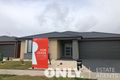 Property photo of 38 Fenway Boulevard Clyde North VIC 3978