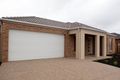 Property photo of 8 Saltbush Crescent Brookfield VIC 3338