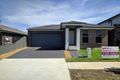 Property photo of 11 Ashgrove Close Jordan Springs NSW 2747