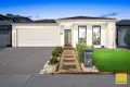 Property photo of 24 Montia Street Tarneit VIC 3029