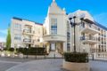 Property photo of 2045/3029 The Boulevarde Carrara QLD 4211